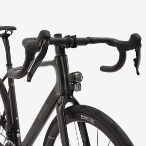 Van Rysel with dynamo Van Rysel unveils EDR CF Ultra high-performance endurance bike